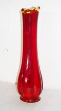 VINTAGE USA RED AMBERINA GLASS BUD VASE BEAUTIFUL DESIGN NR picture