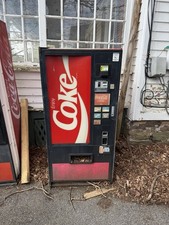 Dixie-Narco Soda Vending Machine & Bill Changer No Keys Must P/U Both picture