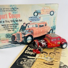 Monogram 1932 Ford Deuce Sport Coupe Model Kit Hot Rod Red 5-Window PC57 Built picture