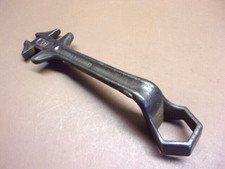Vintage No. 3 Offset Implement Tractor Farm Wrench 8 1/2