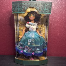 2023 ENCANTO MIRABEL MADRIGAL DISNEY Park Exclusive Limited Edition 17” DOLL NIB picture