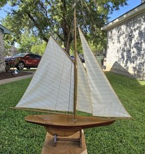 Vintage Authentic Models 1895 Cup Racer Defender Wooden Sailboat Yacht w/ Stand picture