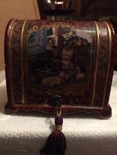 Ardleigh Elliot 2002 Vintage Porcelain Music Box Cozy Commons A0298 picture