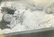 Baby child post mortem funeral mourning family children vintage photo picture