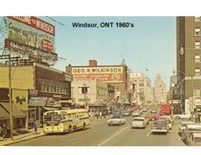 1960's  Windsor. ONT   Post Card Magnet St. Scene picture