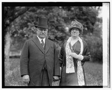 Photo:Gov. & Mrs. Chas. A. Templeton, 5/9/24 picture