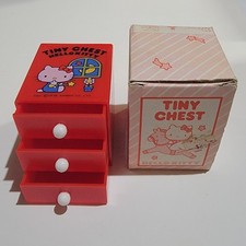 Vintage 1978 Sanrio Hello Kitty Tiny Chest with Drawers Red W Box RARE picture