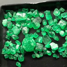 14.30 Carats Natural Emerald rough lot faceted grade from Swat Pakistan picture