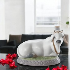 LLADRO SACRED COW FIGURINE #8123 BRAND NIB HINDUISM RELIGIOUS WHITE SAVE$$ F/SH picture