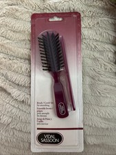 New Deadstock VTG Vidal Sassoon 90’s Small Travel Pink  Brush & Comb Set 1995 picture