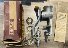 1940’s-50’s Landers Frary & Clark Universal No 1 Food Chopper Meat Grinder Parts picture