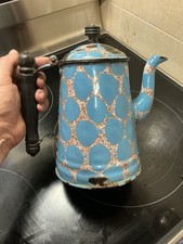 RARE TURQUOISE BLUE CHICKEN WIRE “END OF DAY” GRANITEWARE ENAMELWARE ANTIQUE NR picture