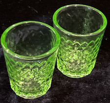 Pair Vintage Federal Uranium Green Diamond Quilt Shot Glasses F Shield picture
