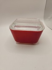 Pyrex Oven Ware 0501  Red Refrigerator Dish Vtg Glass Small Clear Lid USA picture