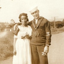 c1920s US Navy Sailor Flapper Woman Snapshot Photo Crackerjack Uniform Headband picture