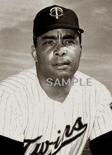 1967 EARL BATTEY Minnesota Twins 5x7 Borderless PHOTO (137-A) picture