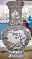 Polychrome and Black Porcelain Baluster Chinoiserie Vase. Hand Painted (12.5