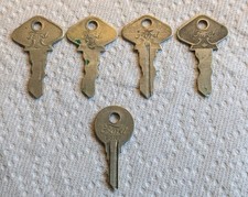   Model T Ford  Ignition Keys Lot Of  (5) Keys picture