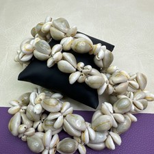 Vintage Hawaiian Necklace Cowrie Cluster Shells Luau Beach 34