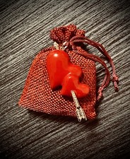 Deadly Attraction Mojo Bag - Handmade, Organic, Gris Gris, Witchcraft, Hoodoo picture