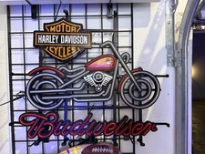BUDWEISER HARLEY-DAVIDSON MOTORCYCLE LED BEER BAR SIGN MAN CAVE LIGHT picture