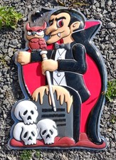 VTG 1980-90s 3D Vacuform Vampire Dracula Halloween Lg 20