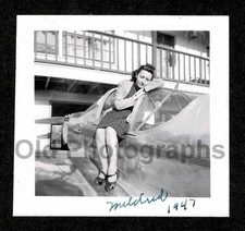 WOMAN LADY MILDRED PRIVATE AIRPLANE COCKPIT 1947 OLD/VINTAGE PHOTO- G900 picture