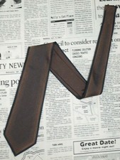Mila Schon Excellent condition item Micro sheen Tie Made in Italy 100 Silk Gradi picture