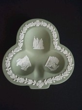 Vtg Wedgeweed Jasperware Sage Green Club Shaped Trinket Dish picture