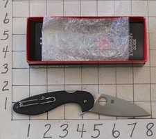 Spyderco Sliverax, S30V Plain Blade, New in the Box, C228CFP picture