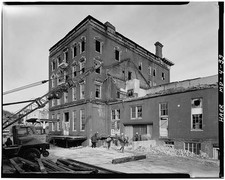 Photo:Cumberland Maryland Queen City Hotel Demolition B&O Railroad 1930s picture