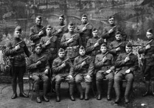 USA  Photo  ---Soldiers With   Colt M1911 Pistol  - France 1917 picture