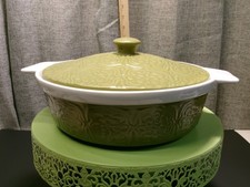 Green covered casserole dish picture
