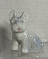Vtg Made in Japan Porcelain Scottish Scotty Terrier Dog / White & Blue 2