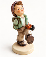 Vintage Goebel M.I. Hummel Globe Trotter #79/0 TMK-3 Bee W Germany picture