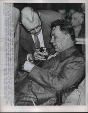 1952 Press Photo Cecil Sanders After Collapsing at West Frankfort Mine Hearing picture
