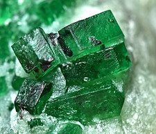 Superb Quality Natural Emerald Crystal Cluster On Matrix 142 Carat picture