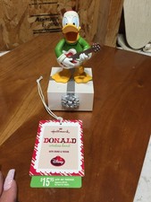 NEW 2013 Hallmark Donald Band Figure Wireless Sound & Motion picture