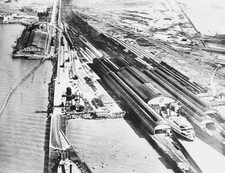 Oakland Mole Aerial View Looking East SP Mole & Pier Oakland CA 8.5 x 11 Photo picture