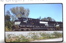 NS 9168 granite city il 10-17-04 kodachrome train photo slide 35mm picture