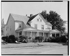Photo:Fort Wayne Indiana 1900s House Front Northeast Side Porch Residence picture