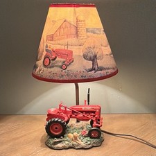 Vintage 90s Farm & Country Farmall Tractor Novelty Table Lamp picture
