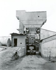 Hempt Brothers Bituminous Asphalt Plant Camphill PA 8x10 photo 1950 picture