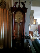 Limited Edition 1978 Ridgeway Grandfather Clock Inlaid Mahogany Date Month Moon picture