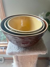 Vintage Gooseberry Patch Stoneware Set of 3-Nesting Bowls picture