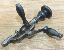 EARLY UNMARKED IRON FRAME HAND DRILL w/SIDE HANDLE-ANTIQUE TOOL picture