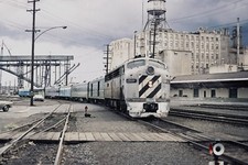 Amtrak (ex-BN) 9947 arriving at Portland Union Station, August 1971 5 x 7 Photo picture