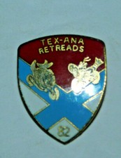 NEAT OLDER BIKERS PIN WITH TEX-ANA RETREADS 82 ON THE FRONT MOTORCYCLE CLUB picture