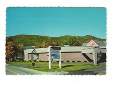 Fourways Restaurant and Lounges Waterville Valley NH vintage postcard Unposted picture
