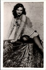 Vintage RPPC Pin-Up Glamour Girl Suzanne Foster Signed Photo Postcard 1940s picture